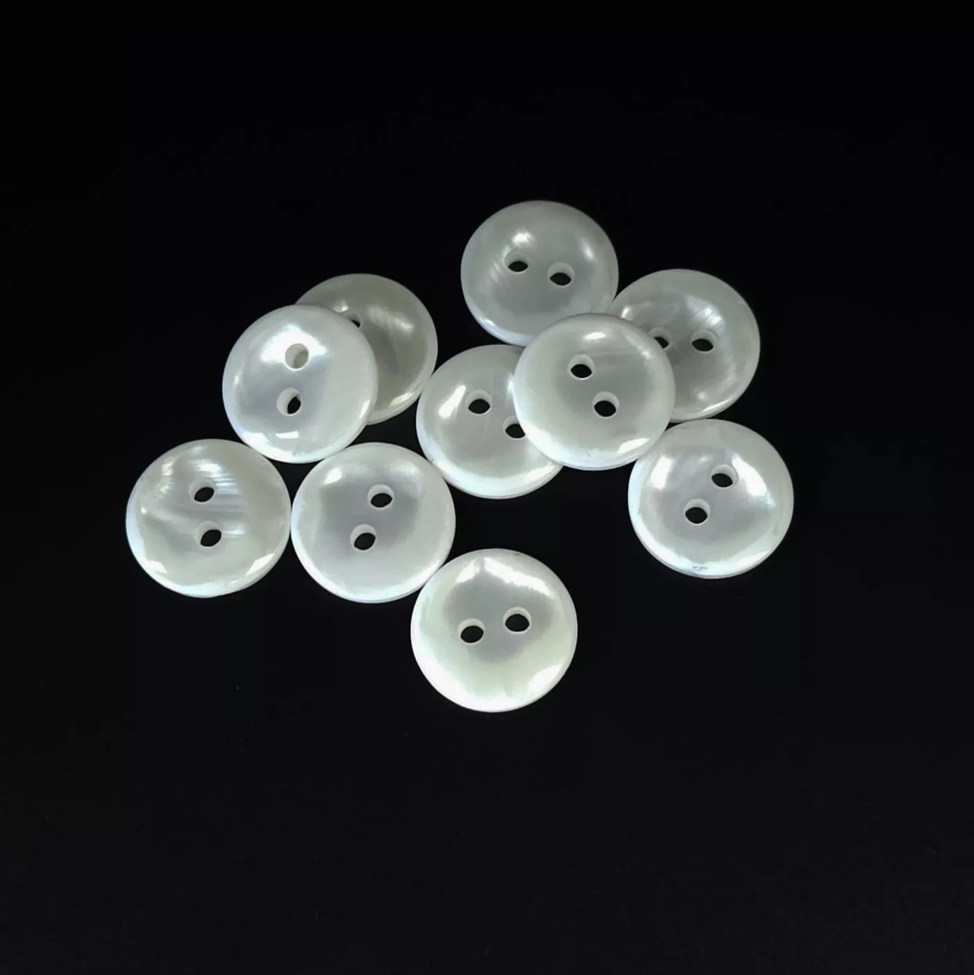 Buttons #563- 12 mm