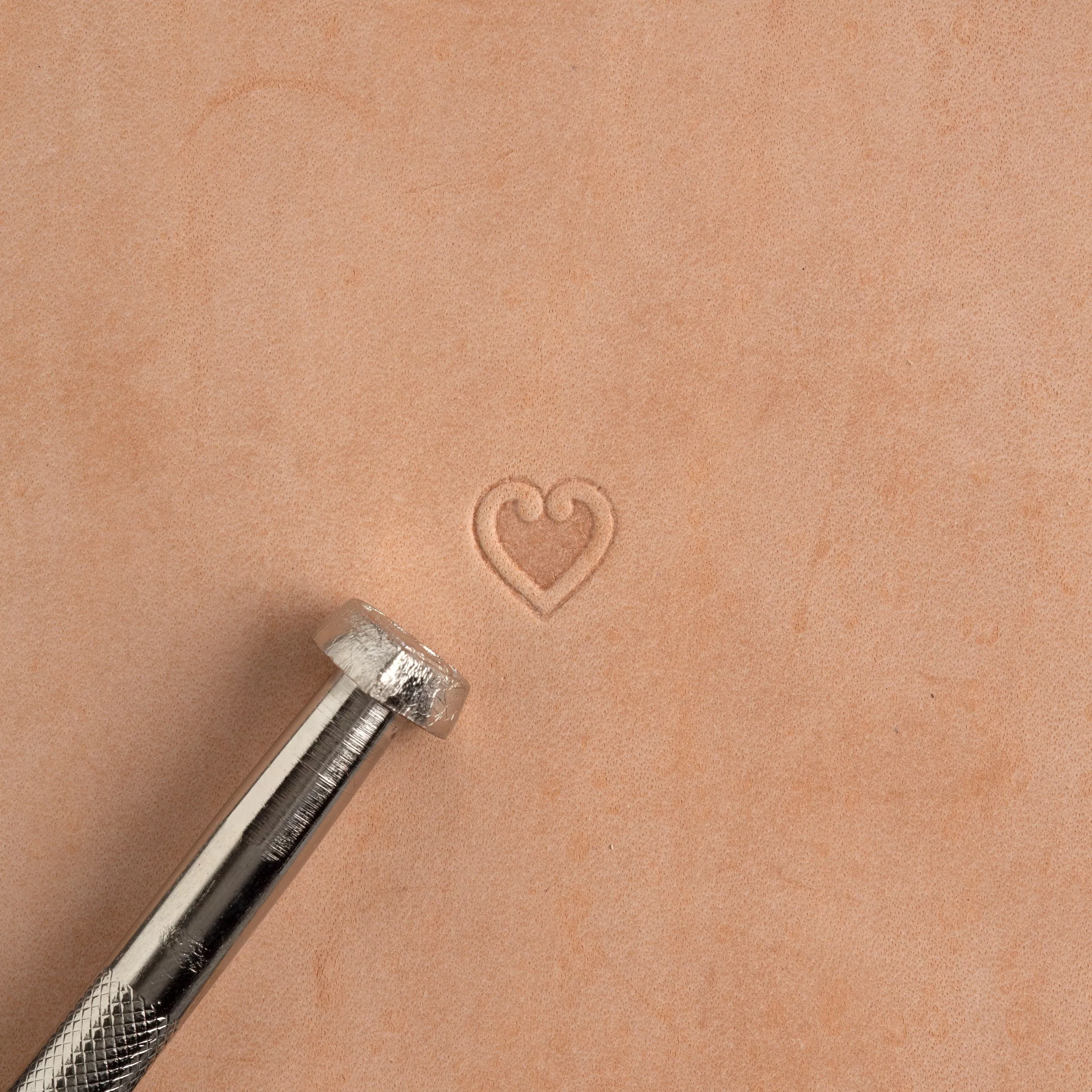 Craftool Scroll Heart Stamp