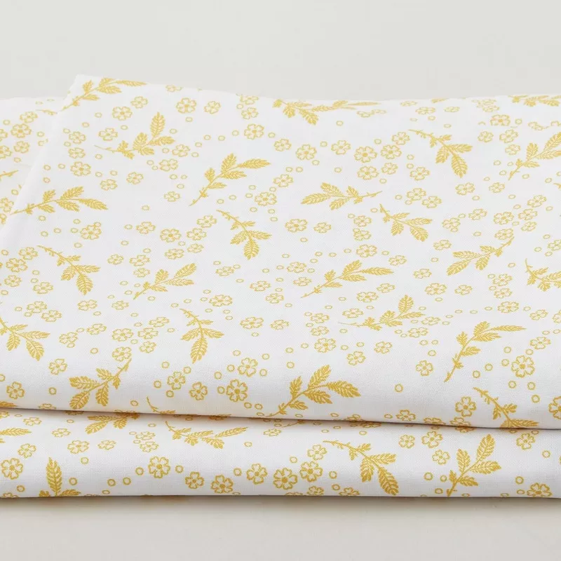 Georgette – Daffodil Tossed Sprigs 2 Yard Cut