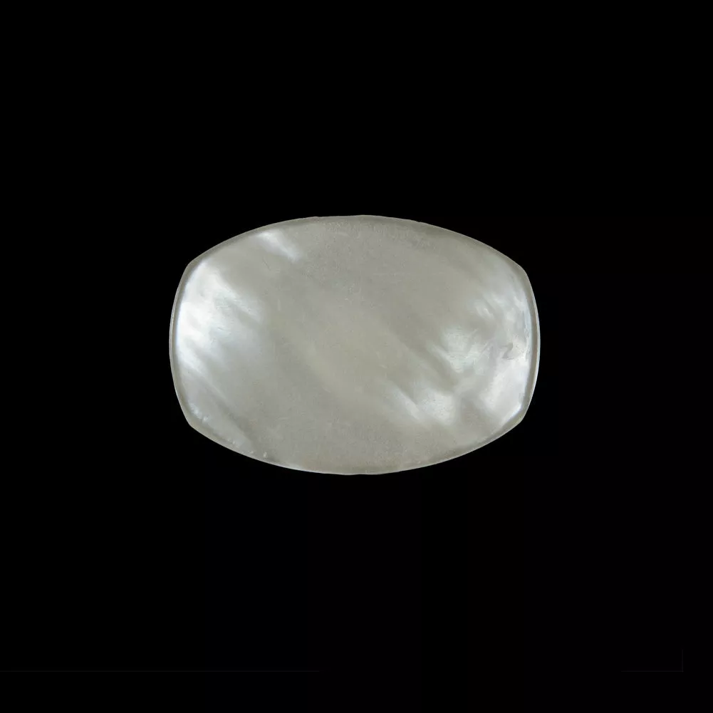 Ivory Iridescent Plastic Button – 36L/23mm
