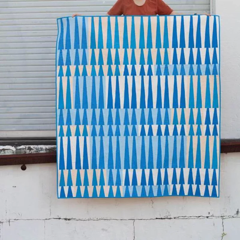Long Leaf Quilt Pattern by Carolyn Friedlander