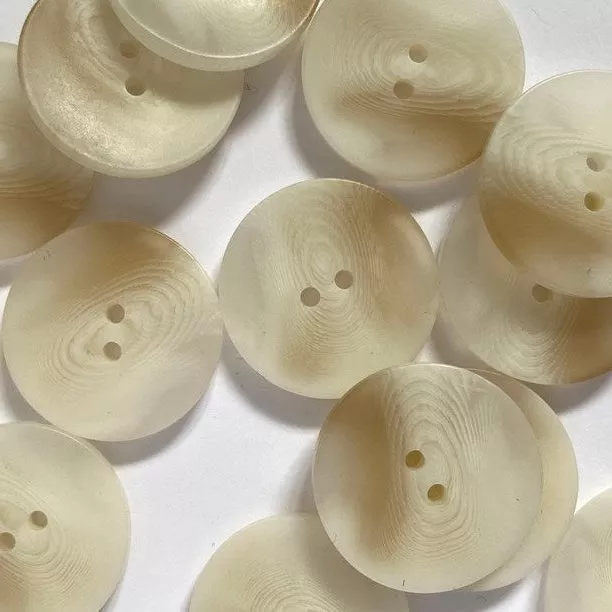 Off-White Bio-Resin Buttons 1″