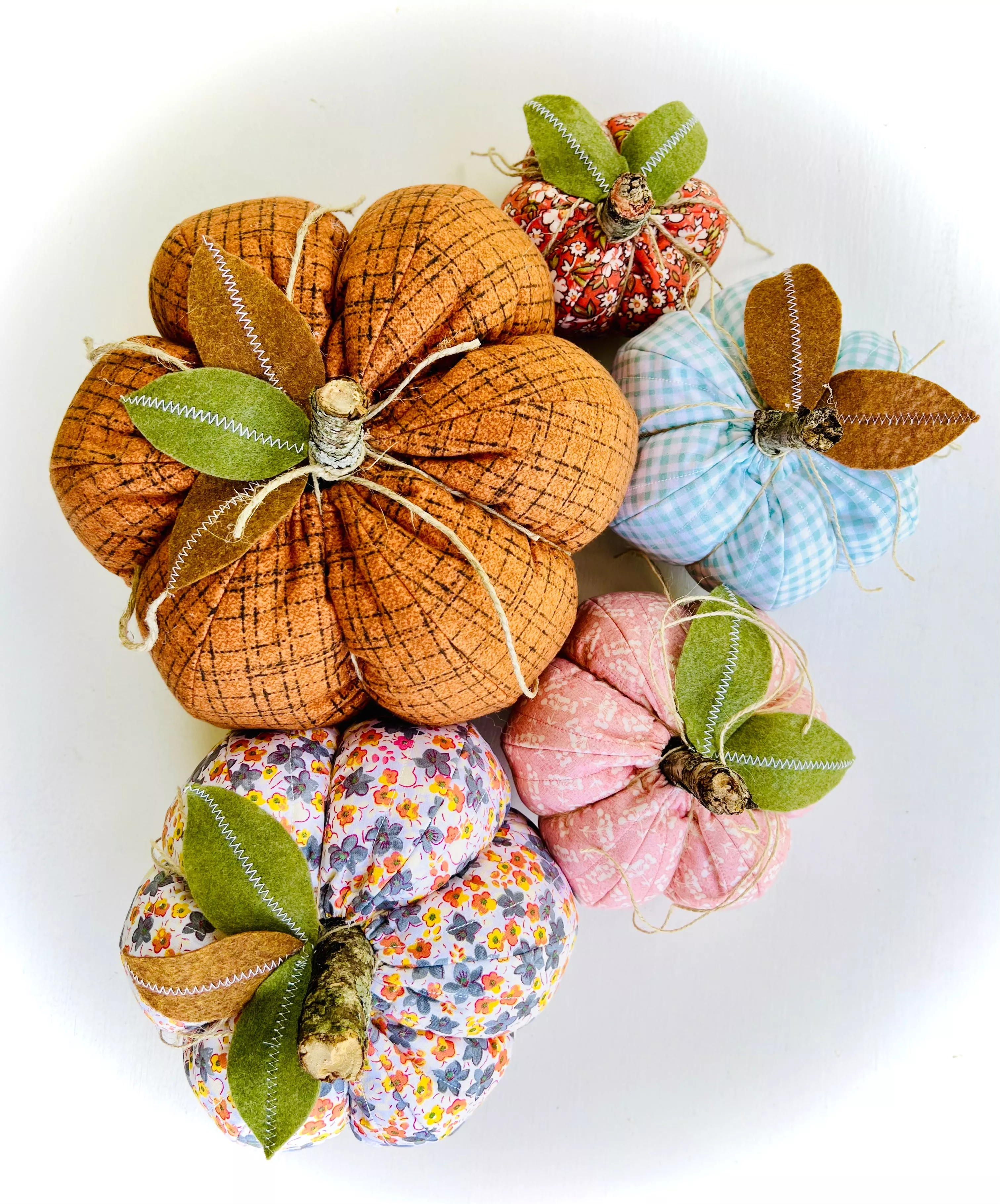 Quilted Pumpkins and Topiary Pattern – Print Paper Version