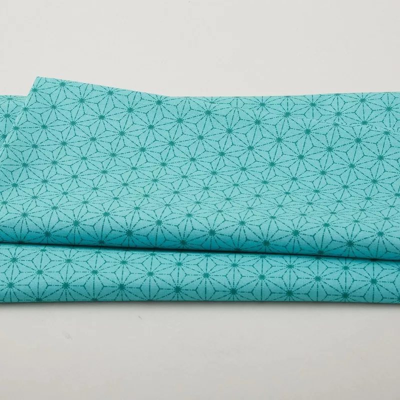Snow Fall – Stitches Turquoise 2 Yard Cut