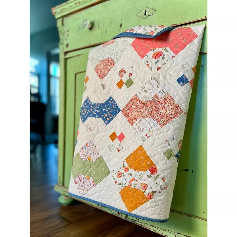 Vintage Bows Quilt Pattern – Paper Pattern