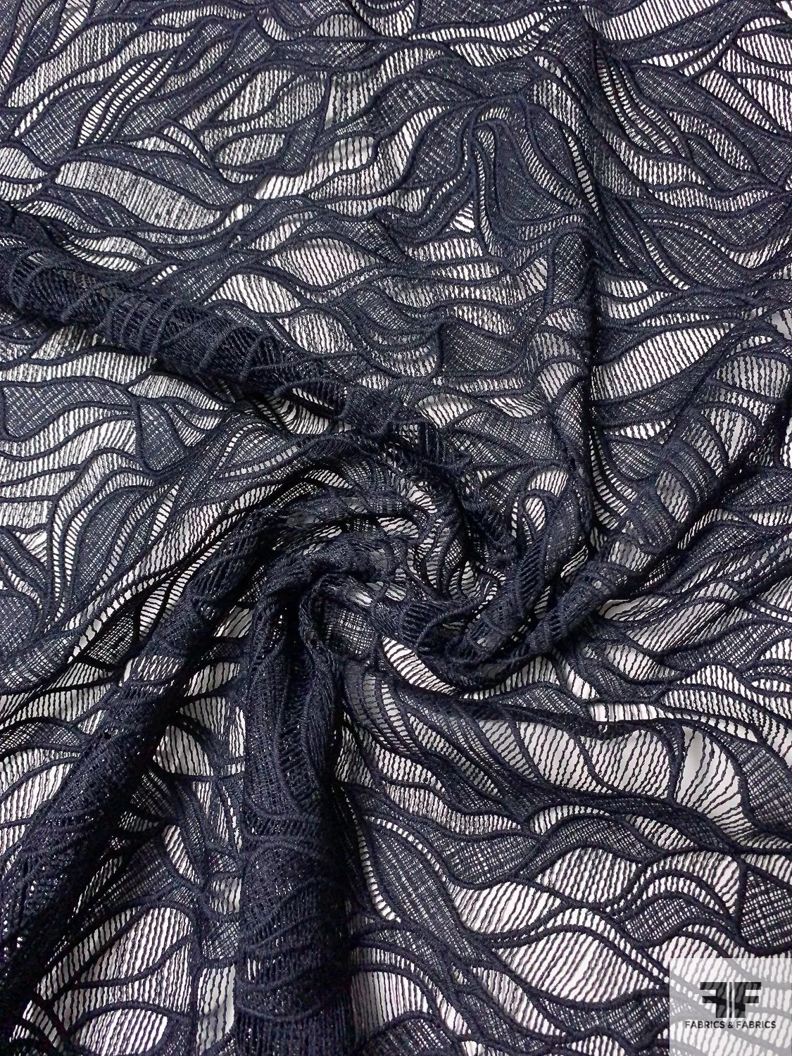 Wavy Leaf Striations Guipure Lace – Navy