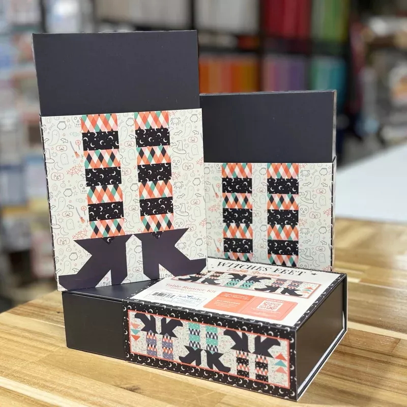 Witches Feet Table Runner Kit
